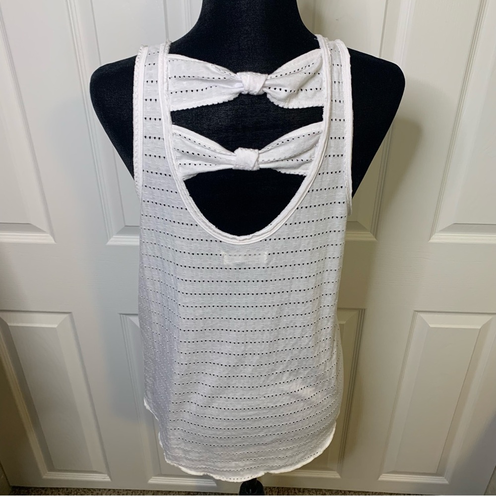 Abercrombie & Fitch White Tank Top - Picture 3 of 4